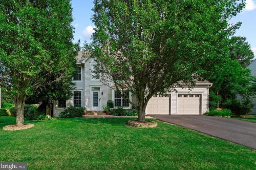 6228 Sweetbriar Dr, Fredericksburg, VA 22407-8320