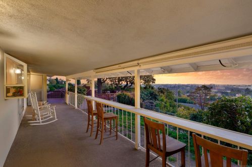 6330 Elmhurst Dr, San Diego, CA 92120-3958