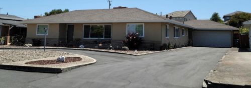 1351 Bonnie View Rd, Hollister, CA 95023-5115