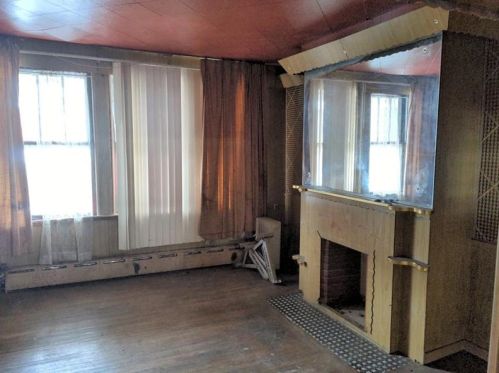 4819 Kincaid St, Pittsburgh, PA 15224-1227