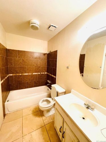 1451 Norfolk St, Denver CO 80017-5156 exterior