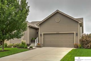 20709 Cedar Cir, Gretna, NE 68028-6930