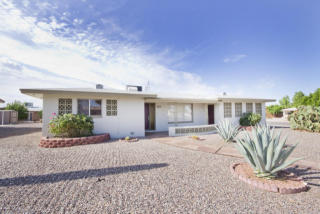 5809 Des Moines St, Mesa, AZ 85205-6625