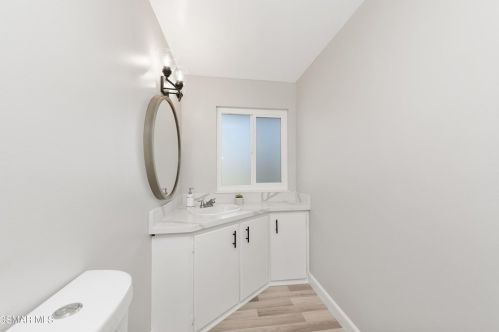 2904 Galena Ave, Simi Valley CA  93065-2714 exterior