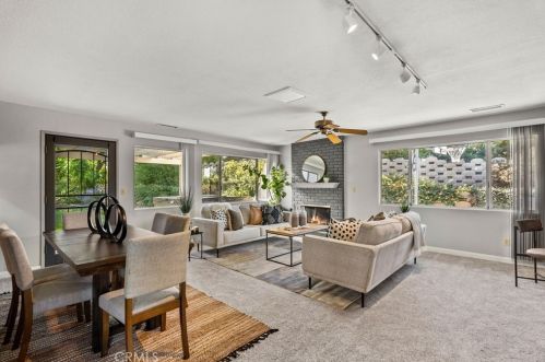 856 Sunset Dr, Redlands CA  92373-6938 exterior