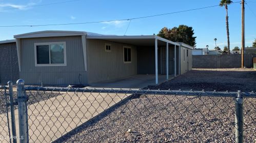 10835 Sack Dr, Sun City, AZ 85373-9776