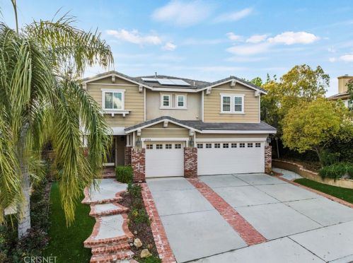 27836 Mariposa Ln, Santa Clarita CA  91384-4114 exterior