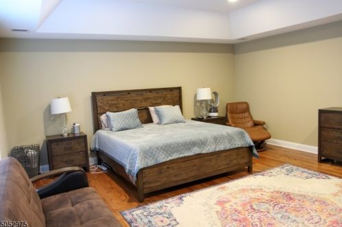 25 Ridge Rd, West Paterson NJ  07424-2416 exterior