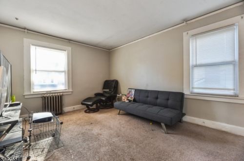 25 Westcott St, East Orange NJ  07017-3209 exterior