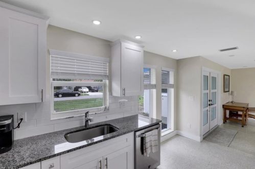 114 41st St, Cape Coral, FL 33904-8321