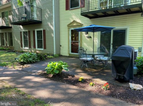 6373 Fenestra Ct, Springfield VA  22015-3543 exterior