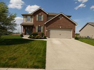 665 Loxley Ln, Troy, OH 45373-7801