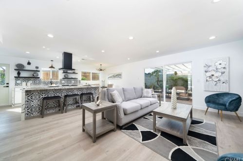 12252 Anzio St, Garden Grove CA  92840-4605 exterior