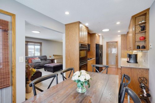 11803 Undercliff St, Minneapolis, MN 55433-2660