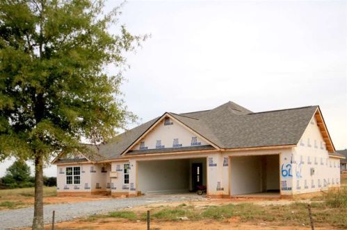 125 Apple Grove Dr, Inman, SC 29349-6256