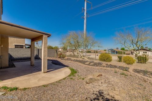 1412 Dunbar Dr, Phoenix AZ 85041-6113 exterior