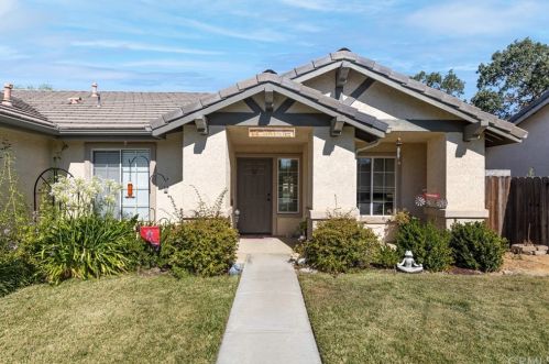 848 Sycamore Canyon Rd, Lake Nacimiento CA  93446-4746 exterior