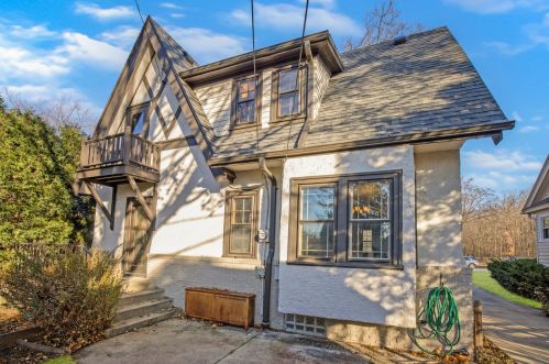 3491 Maryland Ave, Milwaukee WI 53211-3751 exterior