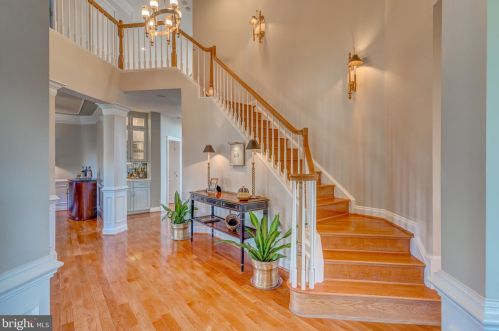 18292 St Georges Ct, Leesburg VA  20176-7421 exterior