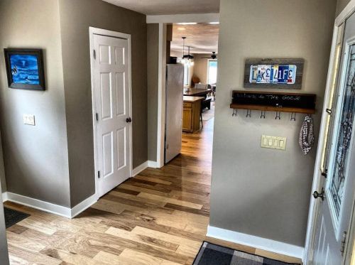1300 Hiawatha Dr, Wisconsin Dells, WI 53965-8443