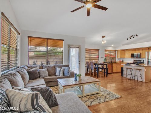 6428 Wahalla Ln, Glendale AZ 85308-5580 exterior