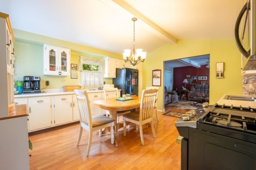 531 Leech Ave, Saltsburg PA  15681-8904 exterior