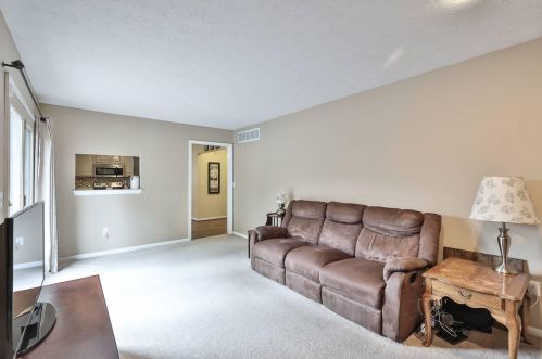 1205 Mesa Dr, Covington KY 41018-3812 exterior