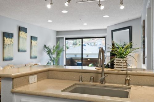 1640 La Terrace Cir, San Jose CA 95123-5316 exterior