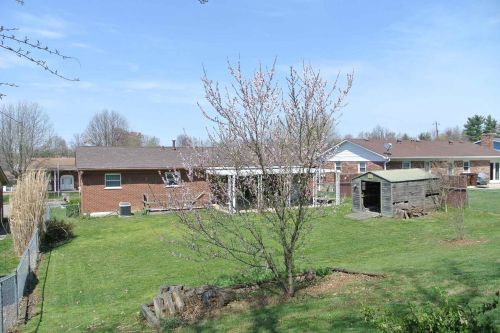 417 Foster Ave, Florence, KY 41042-1826