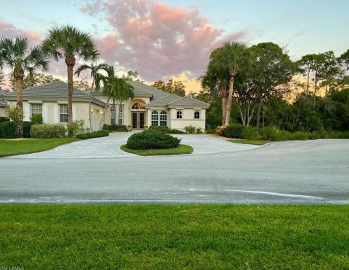 6622 Nature Preserve Ct, Naples, FL 34109-7850