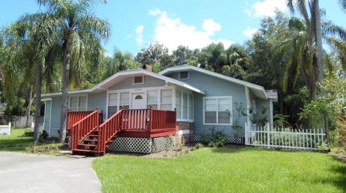 14344 13th St, Dade City, FL 33523-3359