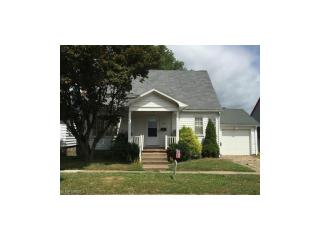 812 Kenilworth Ave, Coshocton, OH 43812-2340