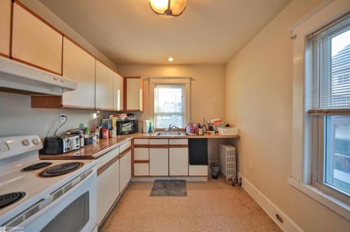 726 Milton St, Easton PA  18042-6366 exterior