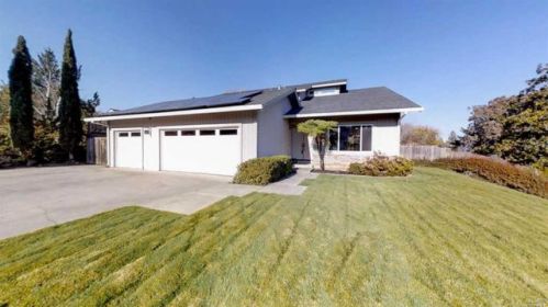 3433 Crestview Ct, Fairfield, CA 94558-5326