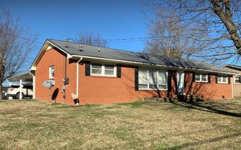 201 Blue Ribbon Pkwy, Shelbyville, TN 37160-2505