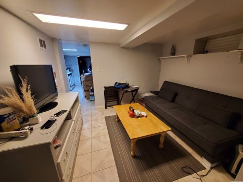 9905 98th St, Jamaica NY  11416-2541 exterior