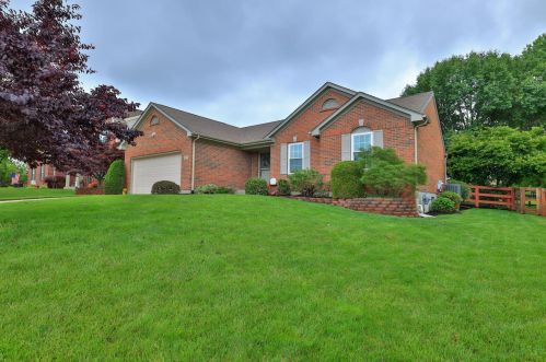 8675 Lely Ct, Florence, KY 41042-8049