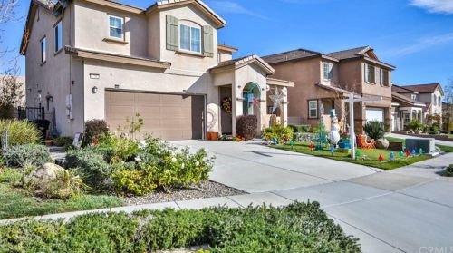 17562 Comfrey Dr, San Bernardino, CA 92407-9042