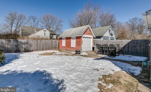 8218 Cadwalader Ave, Melrose Park PA  19027-2406 exterior