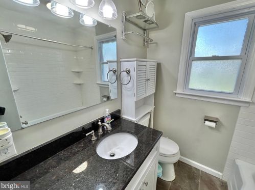 39 3rd St, Florence NJ  08518-2001 exterior