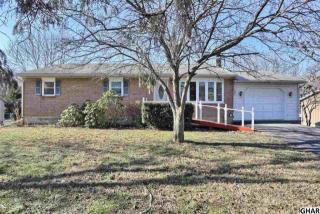 201 Ctr St, West Enola PA  17025-2906 exterior