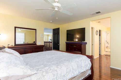 42008 Calabria Dr, Temecula CA  92591-5721 exterior