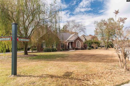 140 Clubhouse Dr, Cayce-West Columbia SC 29172-2584 exterior