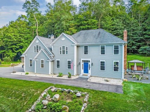 133 Hoop Pole Hill Rd, Woodbury, CT 06798-1926