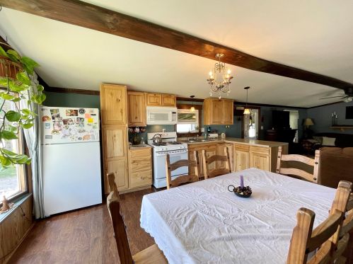 15 Cedar St, Columbia NH  03576-3106 exterior