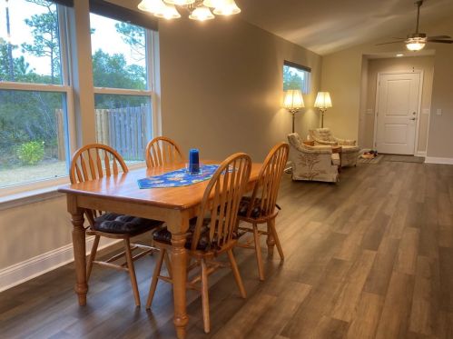 210 Ridgecrest Pkwy, Saint George Island FL  32328-3377 exterior