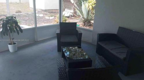 1110 Indian Rdg Trl, Kissimmee FL 34747-1928 exterior