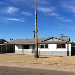 3218 Charter Oak Rd, Phoenix, AZ 85029-2308