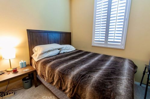 865 Pine Ave, Rialto CA  92376-4552 exterior