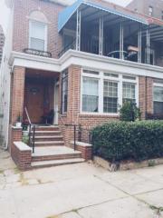 26 Stoddard Pl, Brooklyn, NY 11225-2717